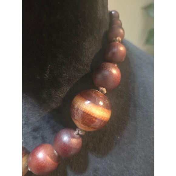 Women's Handcrafted Wooden Bead Necklace With Floral Button Loop Lock - Picture 4 of 6